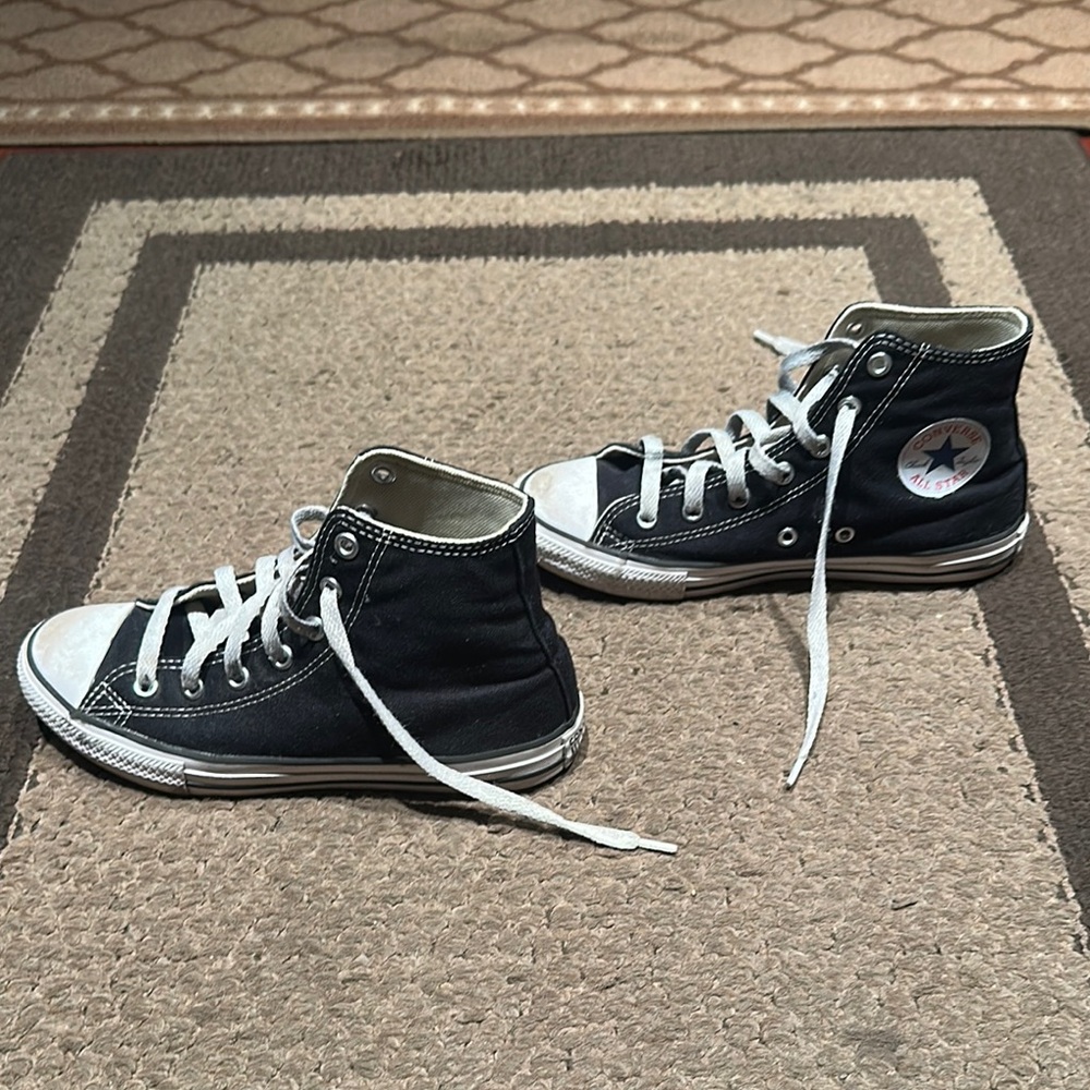 Converse Chuck Taylor (women 3.0 size)